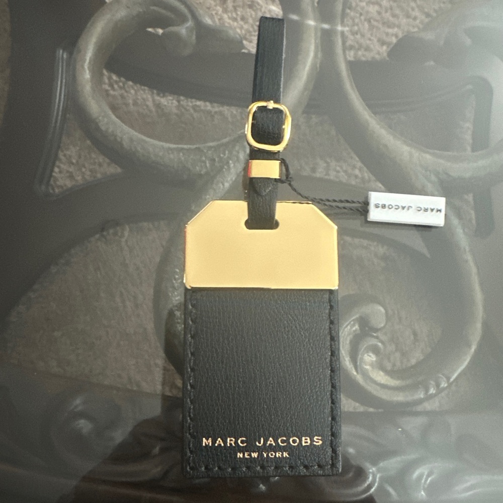 Marc Jacobs New York ❤️ Black Leather Replacement Handbag Hanger Dangler.
~NEW - Picture 5 of 7